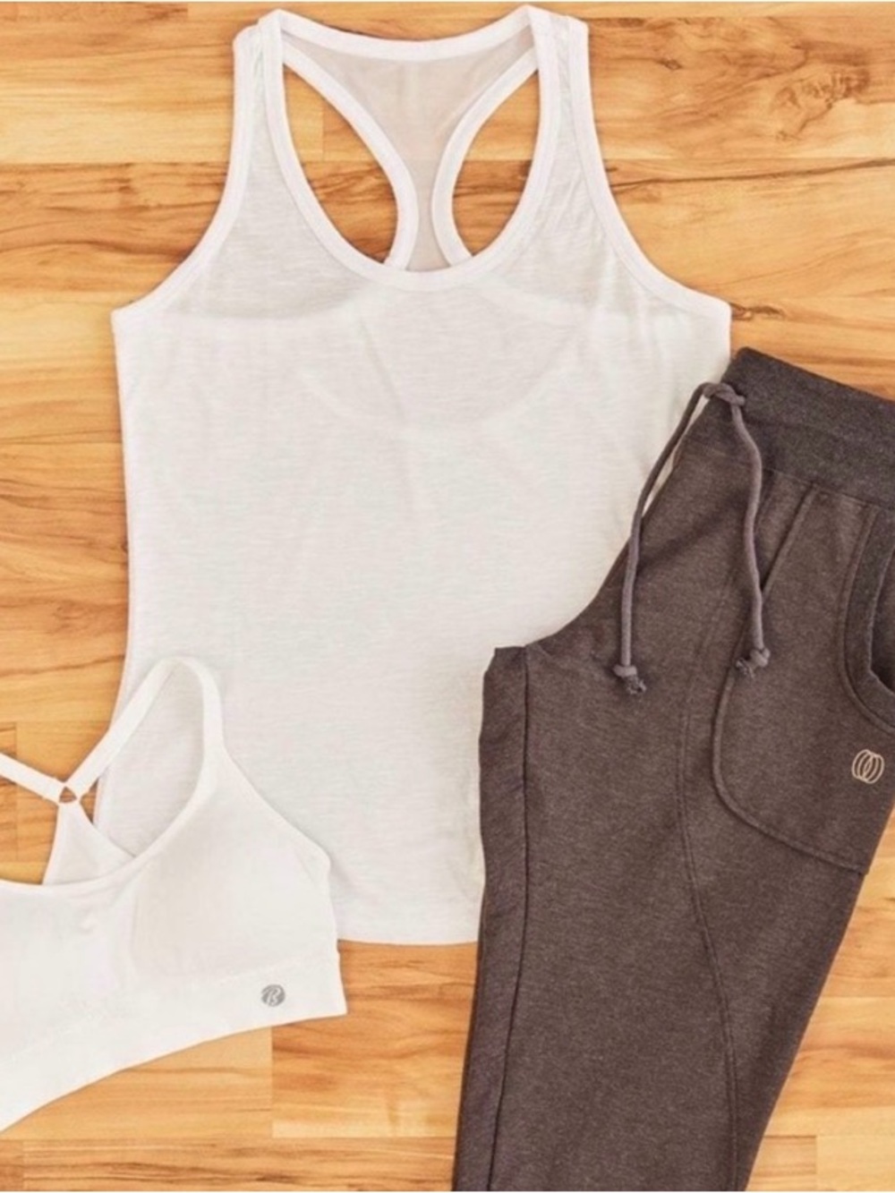 Balance Collection Clara Singlet White Racerback Yoga Tank Size L NWOT